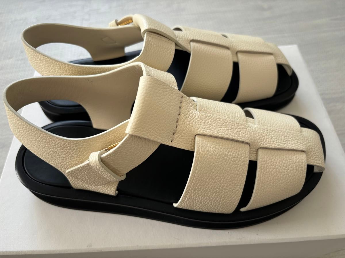 THE ROW 【新品】フィッシャーマンサンダル 37 23 5 24 ザロウ THE ROW 【新品】フィッシャーマンサンダル 37 23 5 24 ザロウ