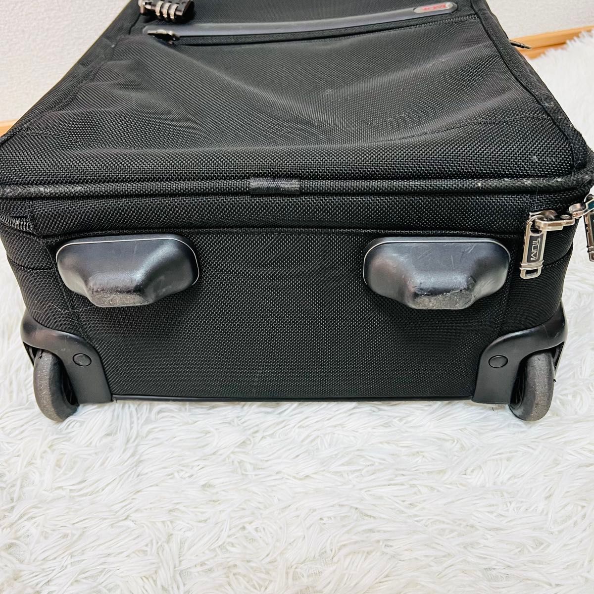TUMI キャリーケース 26105D4 2輪 機内持ち込み可能|Yahoo TUMI キャリーケース 26105D4 2輪 機内持ち込み可能|Yahoo