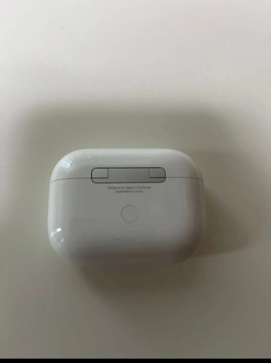 AirPods Pro 充電ケースのみ ジャンク品|Yahoo!フリマ(旧 AirPods Pro 充電ケースのみ ジャンク品|Yahoo!フリマ(旧