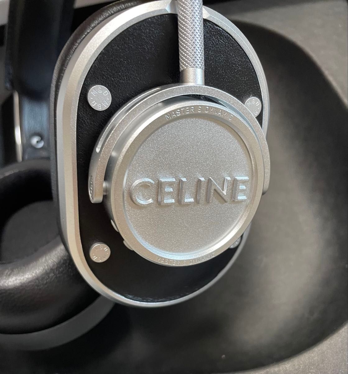 新品 CELINE MASTER & DYNAMIC ワイヤレスヘッドフォン セリーヌ 新品 CELINE MASTER & DYNAMIC ワイヤレスヘッドフォン セリーヌ