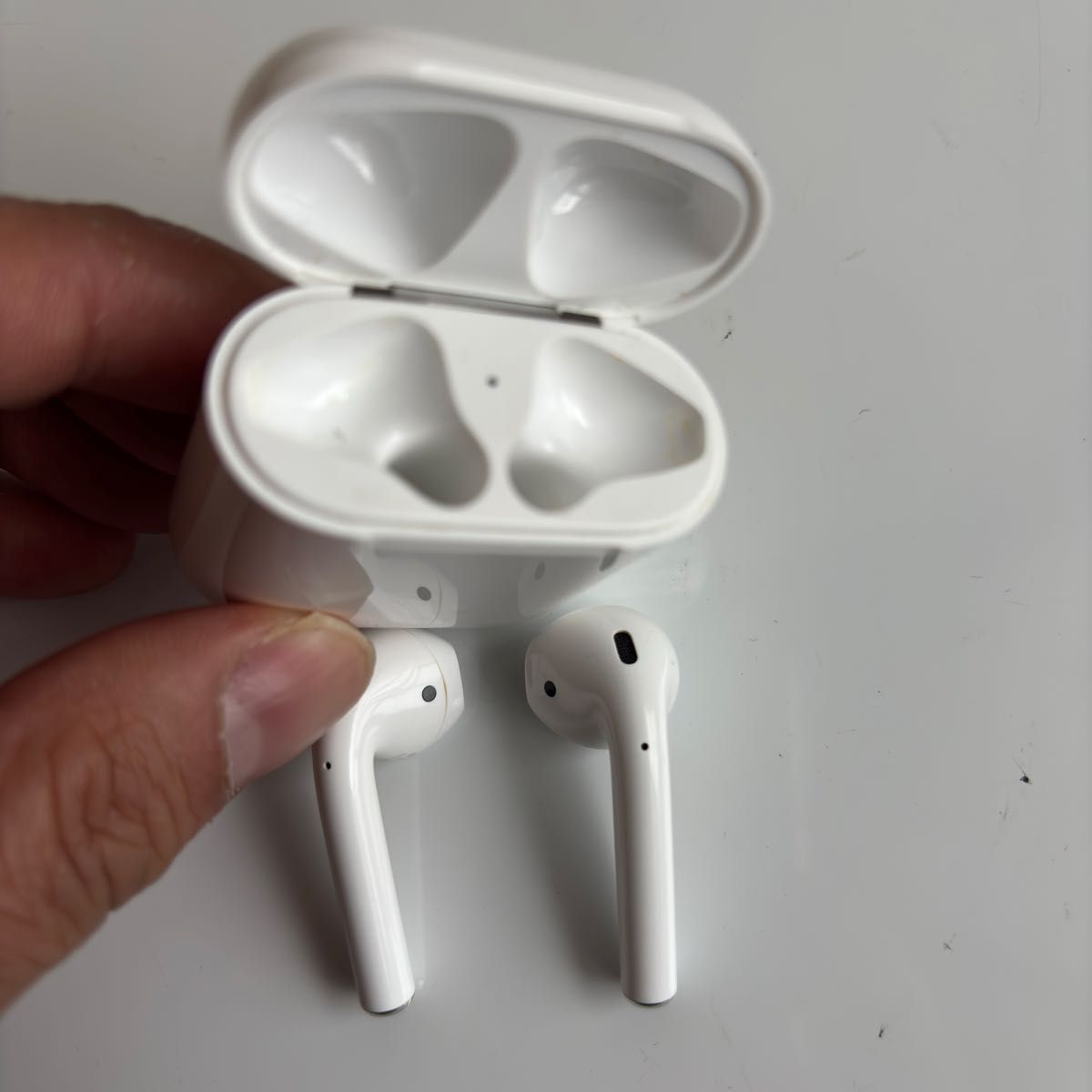 Apple AirPods 1世代 A1602 ジャンク品|Yahoo!フリマ(旧PayPay Apple AirPods 1世代 A1602 ジャンク品|Yahoo!フリマ(旧PayPay