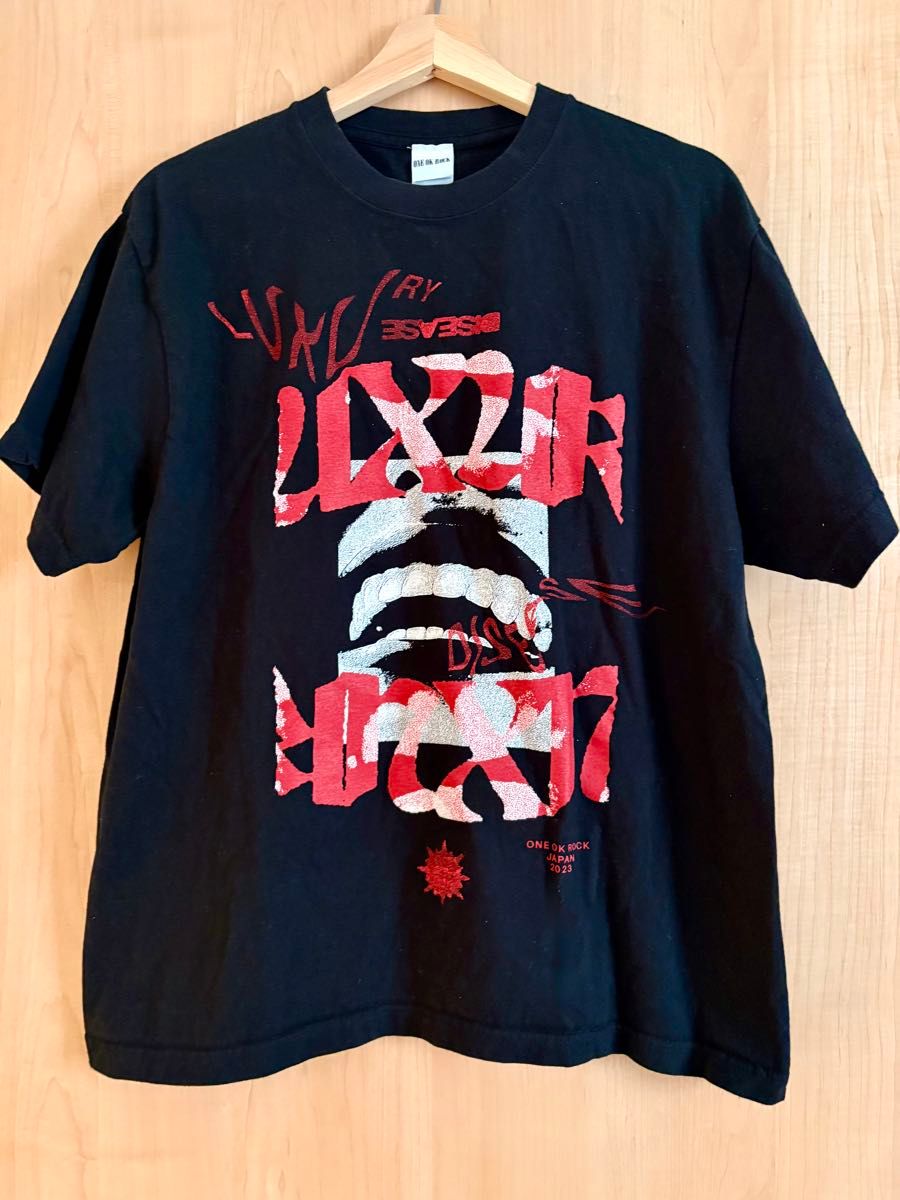 ONE OK ROCK 2023 JAPAN TOUR Tシャツ 半袖 Lサイズ LUXURY ONE OK ROCK 2023 JAPAN TOUR Tシャツ 半袖 Lサイズ LUXURY