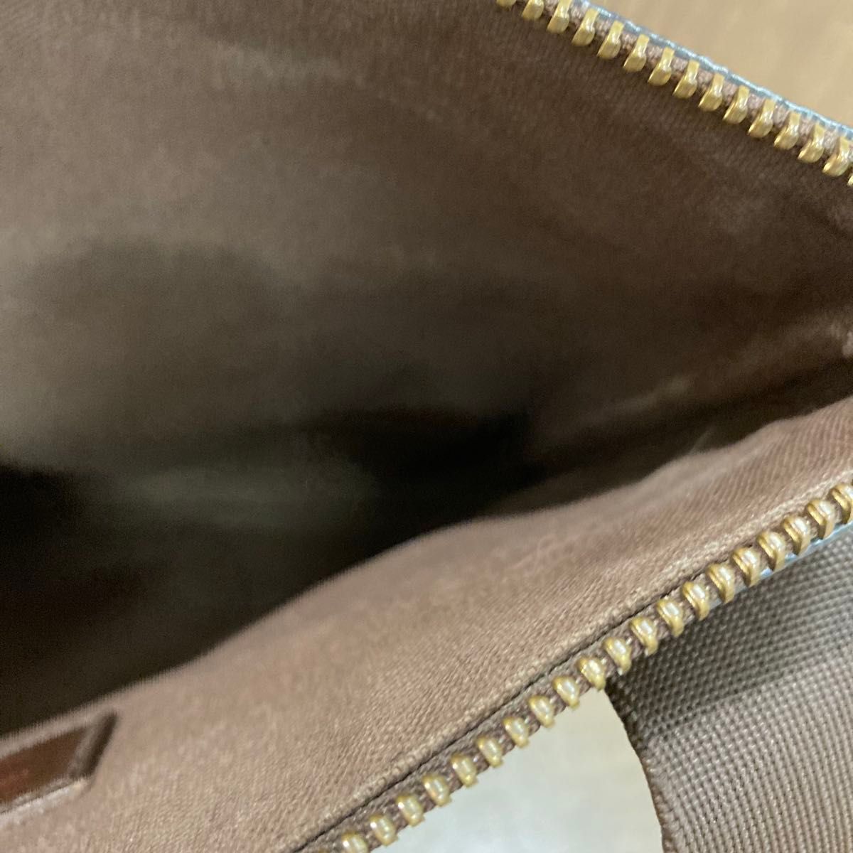 LOUIS VUITTON ルイヴィトン ダミエ ポシェット メルヴィール LOUIS VUITTON ルイヴィトン ダミエ ポシェット メルヴィール