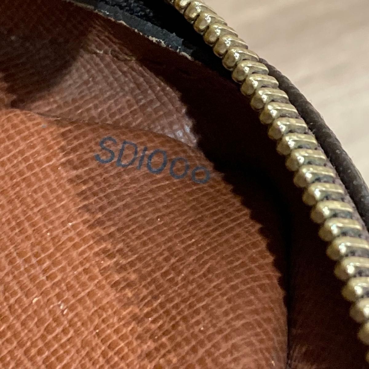 LOUIS VUITTON ルイヴィトン モノグラム ダヌーブ ショルダー LOUIS VUITTON ルイヴィトン モノグラム ダヌーブ ショルダー