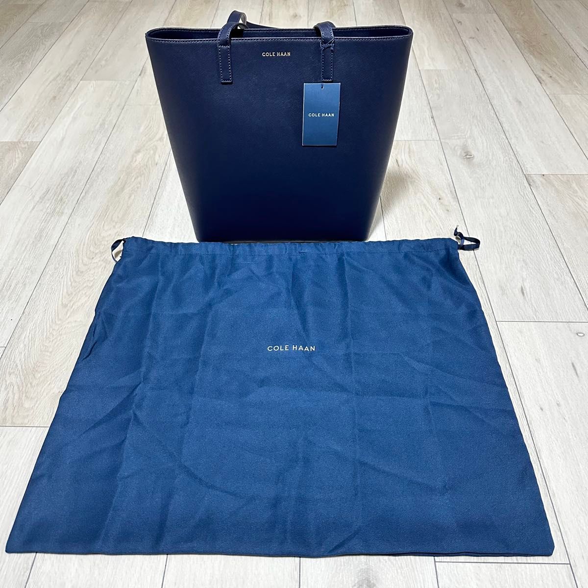 未使用品 タグ 保存袋付 COLE HAAN COLLECTION ゴー エニウェア 未使用品 タグ 保存袋付 COLE HAAN COLLECTION ゴー エニウェア