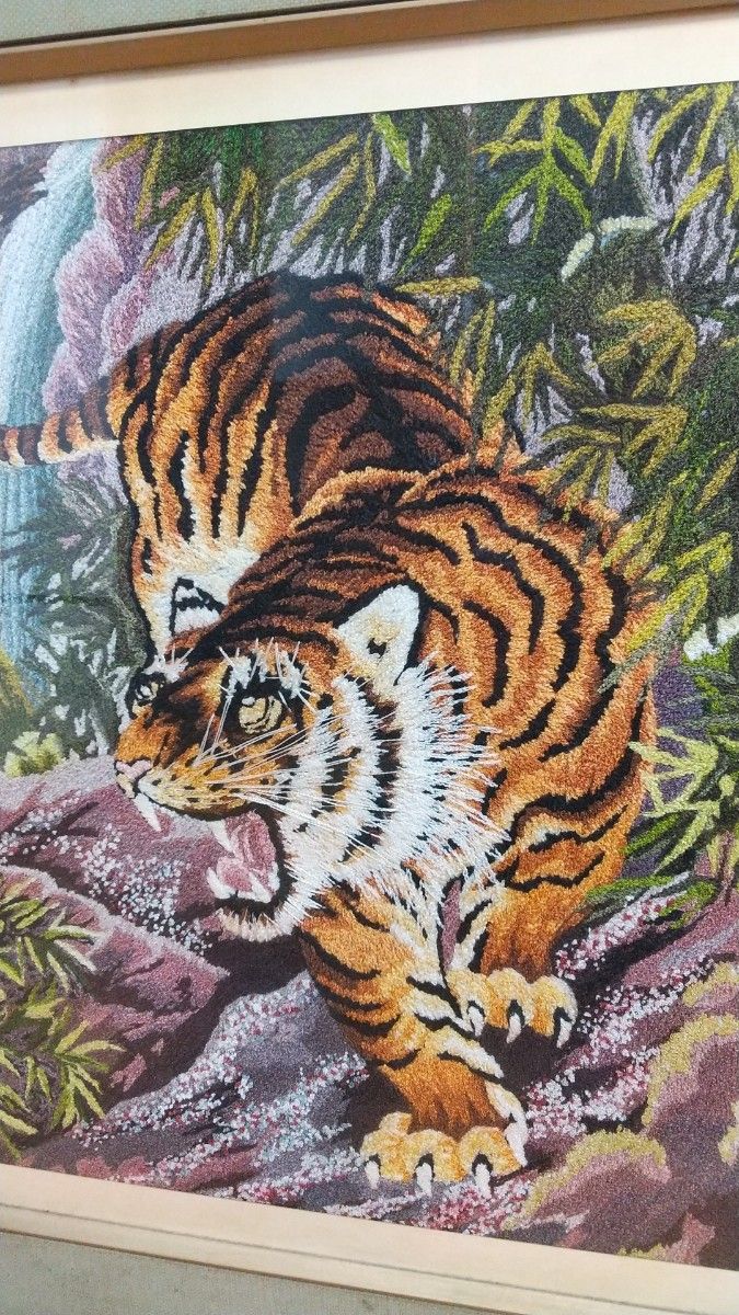 大型】寅 虎 トラ とら 刺繍絵 刺繍画 絵画 美術 アート 額縁 大型】寅 虎 トラ とら 刺繍絵 刺繍画 絵画 美術 アート 額縁