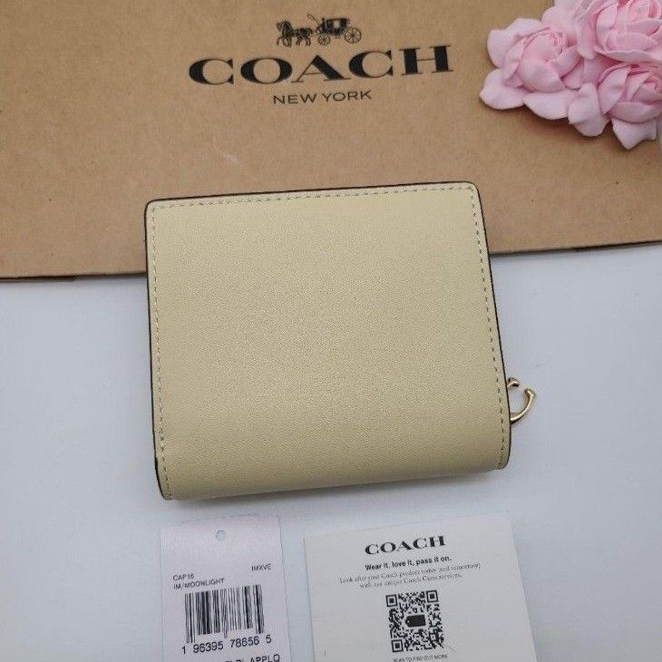 新商品 COACH コーチ 折り財布 フローラル 正規品|Yahoo!フリマ 新商品 COACH コーチ 折り財布 フローラル 正規品|Yahoo!フリマ