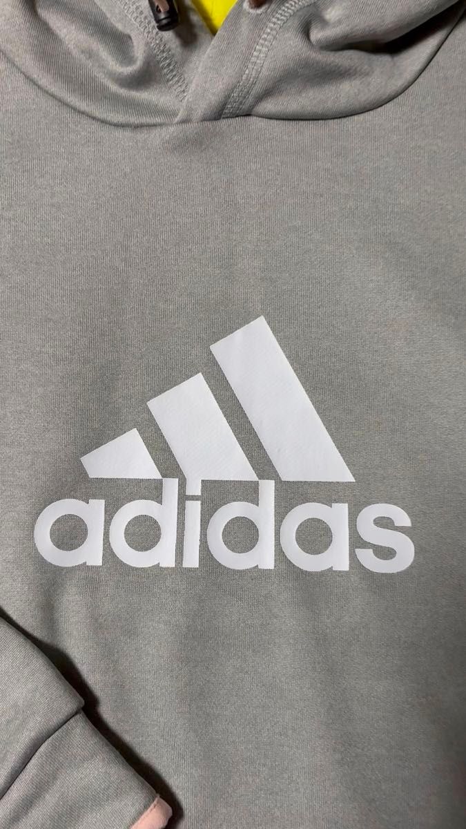 adidas アディダス☆パーカー 【美品*かわいい】★グレー ☆ピンク レディースLサイズ