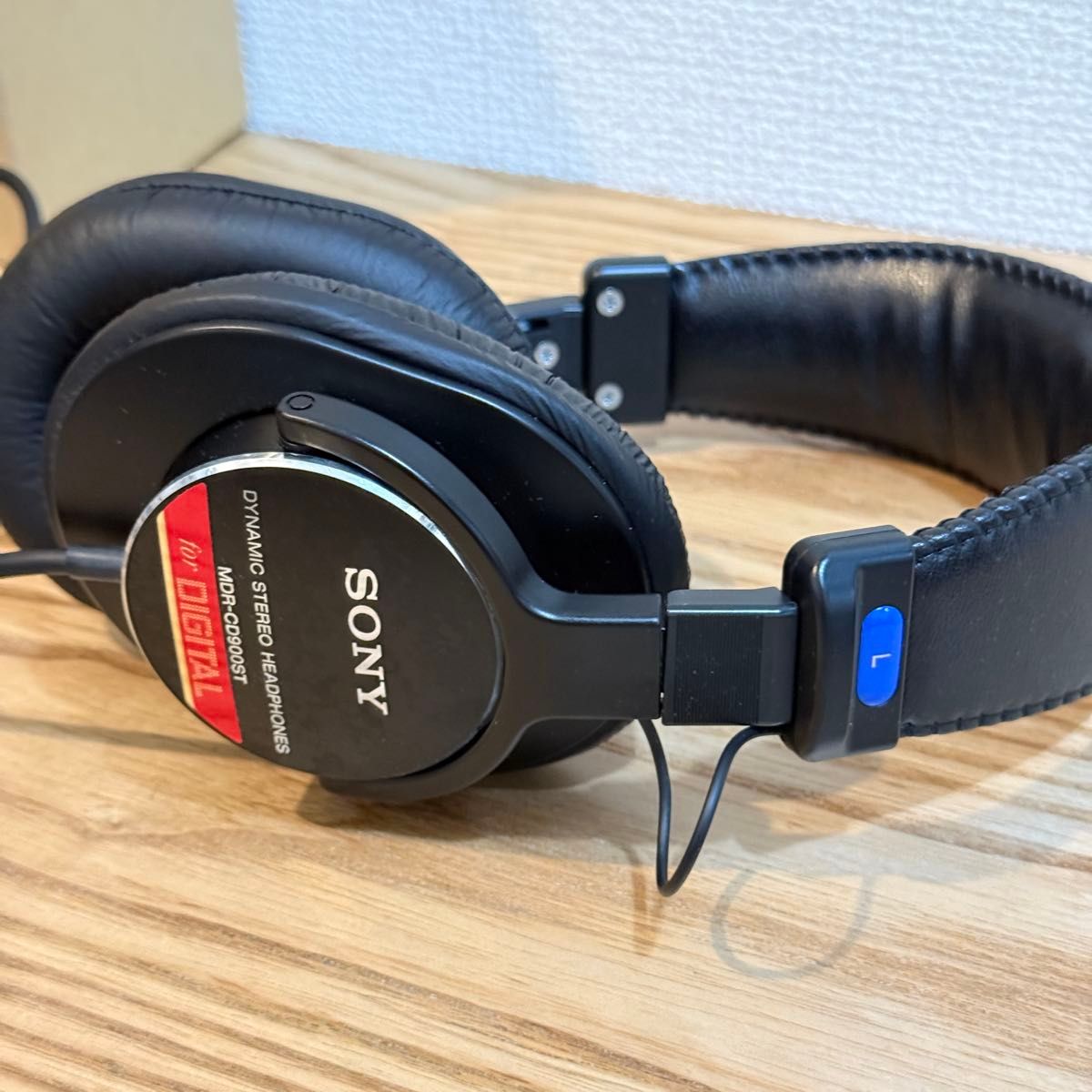 極美品】SONY MDR-CD900ST モニターヘッドホン 箱付き|Yahoo 極美品】SONY MDR-CD900ST モニターヘッドホン 箱付き|Yahoo