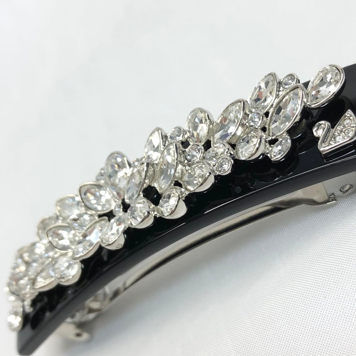 極美品 SWAROVSKI スワロフスキー バレッタ クリアストーン 極美品 SWAROVSKI スワロフスキー バレッタ クリアストーン