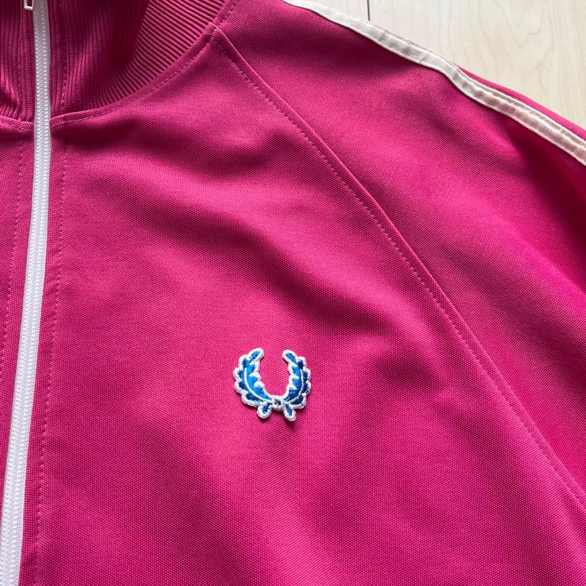 FRED PERRY フレッドペリー トラックジャケット ジャージ ピンク FRED PERRY フレッドペリー トラックジャケット ジャージ ピンク