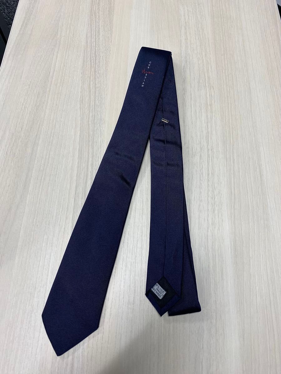 レア Dior HOMME ディオールオム ネクタイ ナロータイ ネイビー レア Dior HOMME ディオールオム ネクタイ ナロータイ ネイビー
