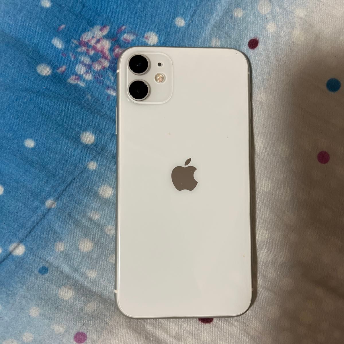 美品 iPhone11 SIMフリー 64G シルバー|Yahoo!フリマ(旧PayPay 美品 iPhone11 SIMフリー 64G シルバー|Yahoo!フリマ(旧PayPay
