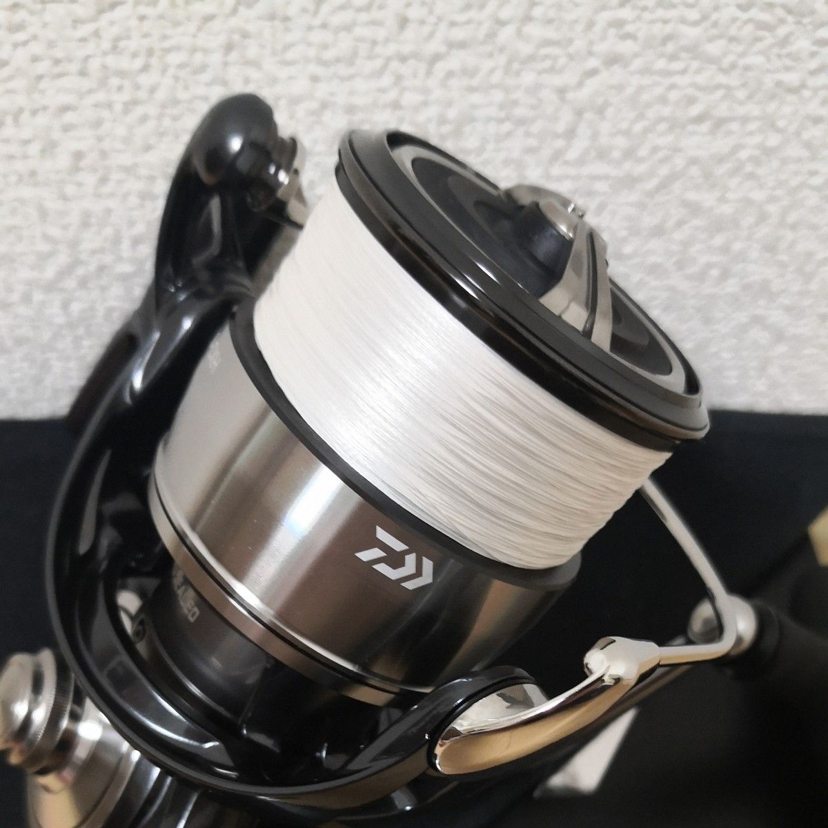 ダイワ 24 セルテート LT4000-CXH スピニングリール 美品 SLP ダイワ 24 セルテート LT4000-CXH スピニングリール 美品 SLP