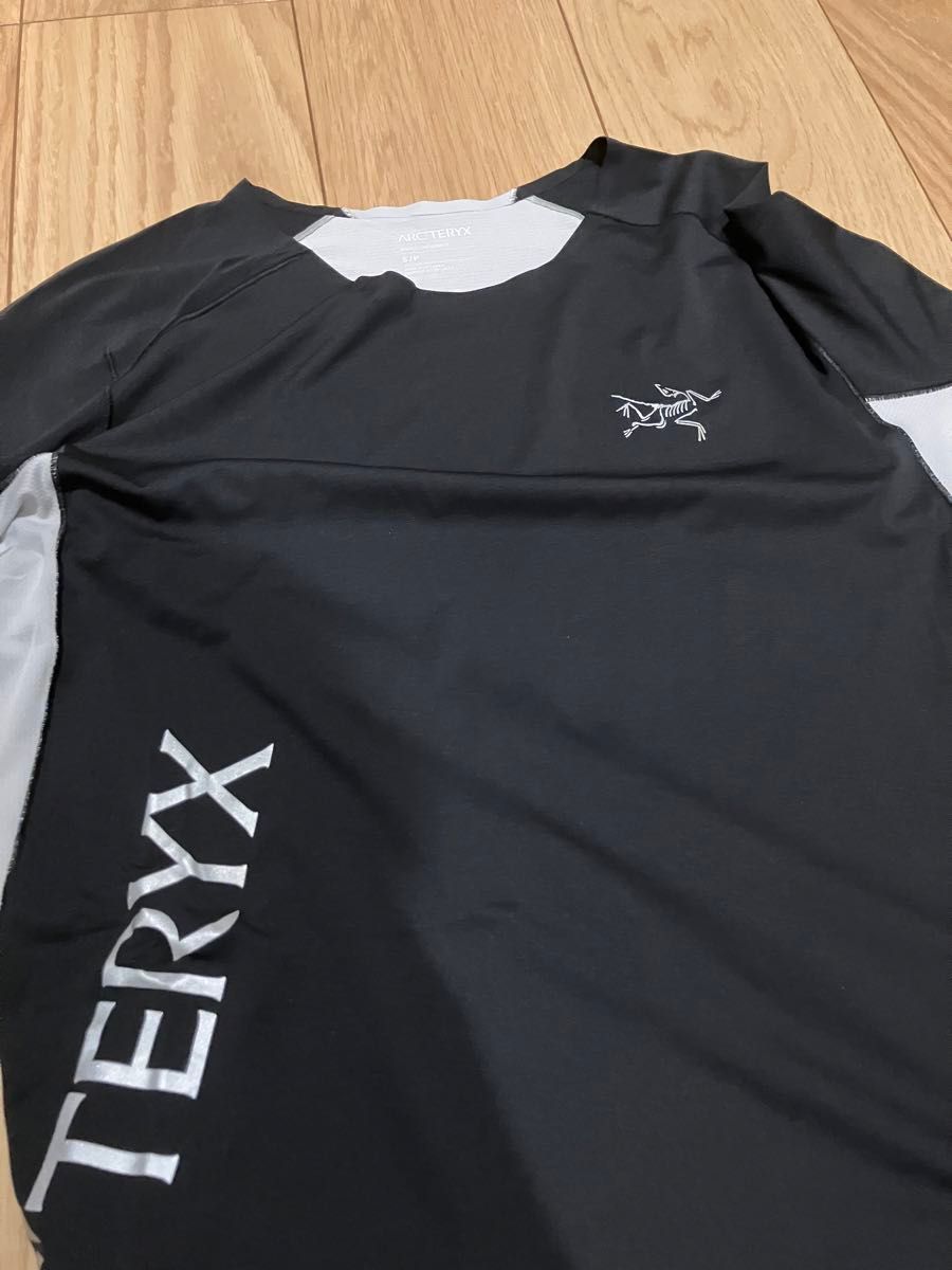 ARC'TERYX ノーバン ダウンワードロゴ L/S メンズ S 新品|Yahoo ARC'TERYX ノーバン ダウンワードロゴ L/S メンズ S 新品|Yahoo