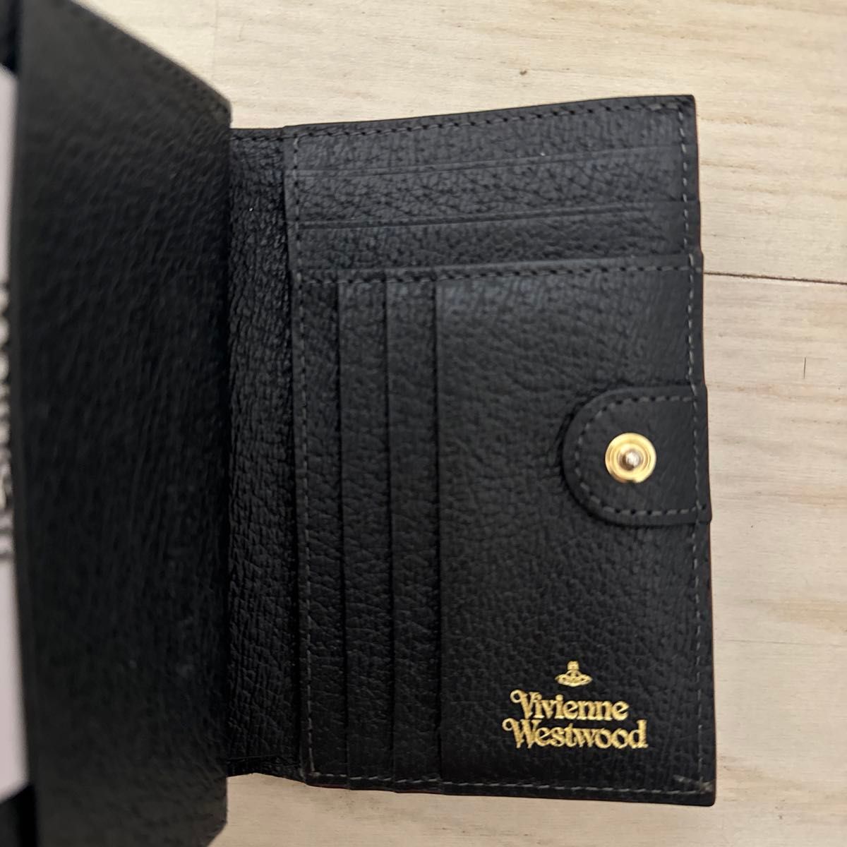 ヴィヴィアンウエストウッド Vivienne Westwood レザー 財布 三 ヴィヴィアンウエストウッド Vivienne Westwood レザー 財布 三
