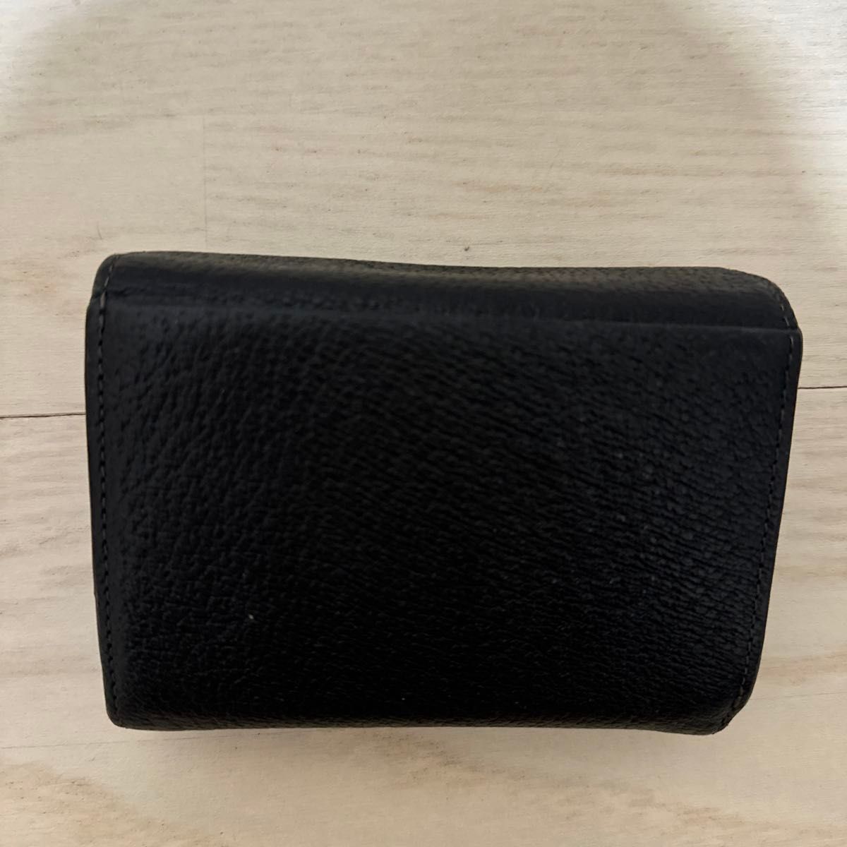 ヴィヴィアンウエストウッド Vivienne Westwood レザー 財布 三 ヴィヴィアンウエストウッド Vivienne Westwood レザー 財布 三