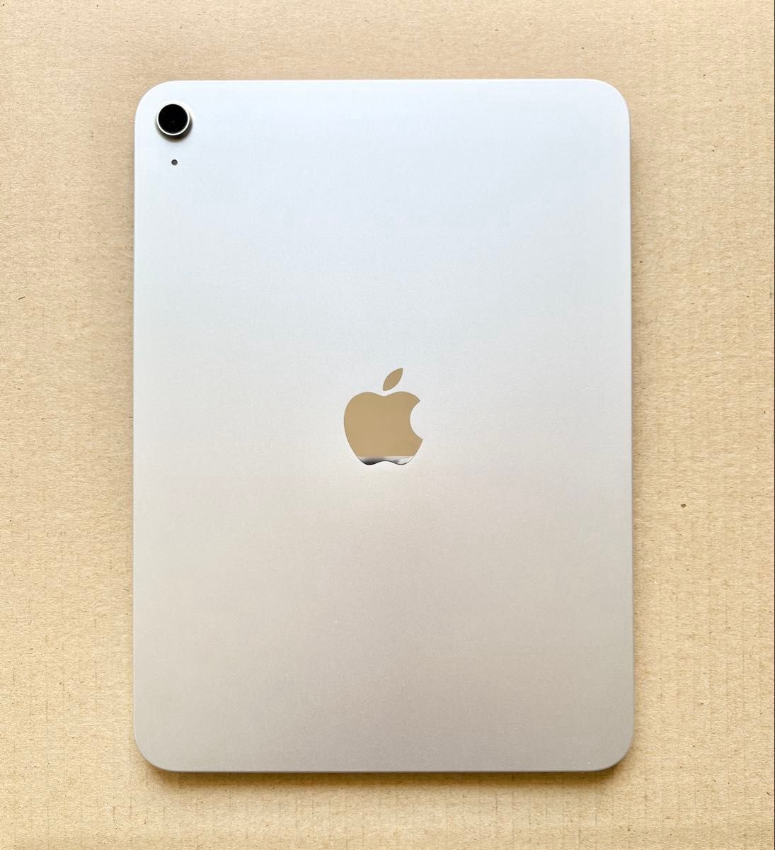 美品 iPad A16 128GB Wi-Fiモデル シルバー 2025年春モデル 即日 美品 iPad A16 128GB Wi-Fiモデル シルバー 2025年春モデル 即日