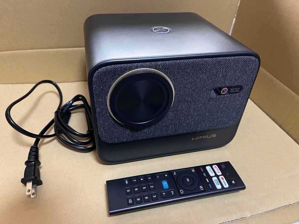 WIMIUS プロジェクター K9 中古品 10M hdmiケーブルおまけ WIMIUS プロジェクター K9 中古品 10M hdmiケーブルおまけ