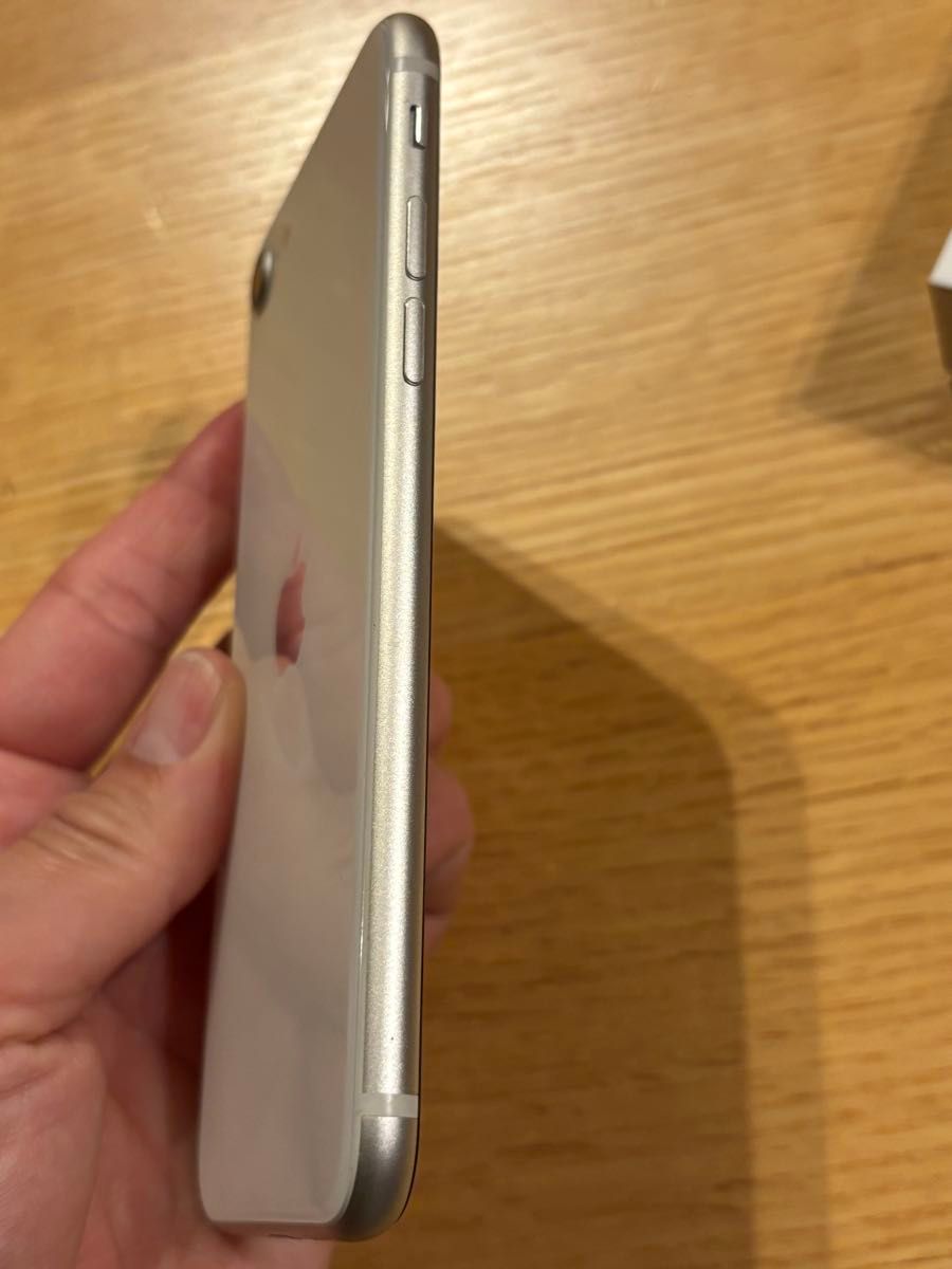 美品即納 iPhone SE3 SIMフリー ホワイト 256GB|Yahoo!フリマ 美品即納 iPhone SE3 SIMフリー ホワイト 256GB|Yahoo!フリマ