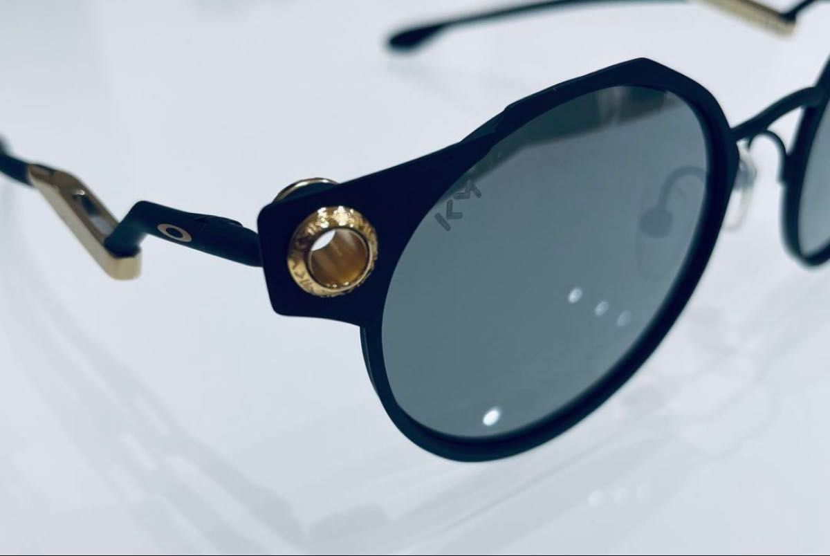 激レア4 9万 高級チタン製 オークリー OAKLEY サングラス デッド 激レア4 9万 高級チタン製 オークリー OAKLEY サングラス デッド