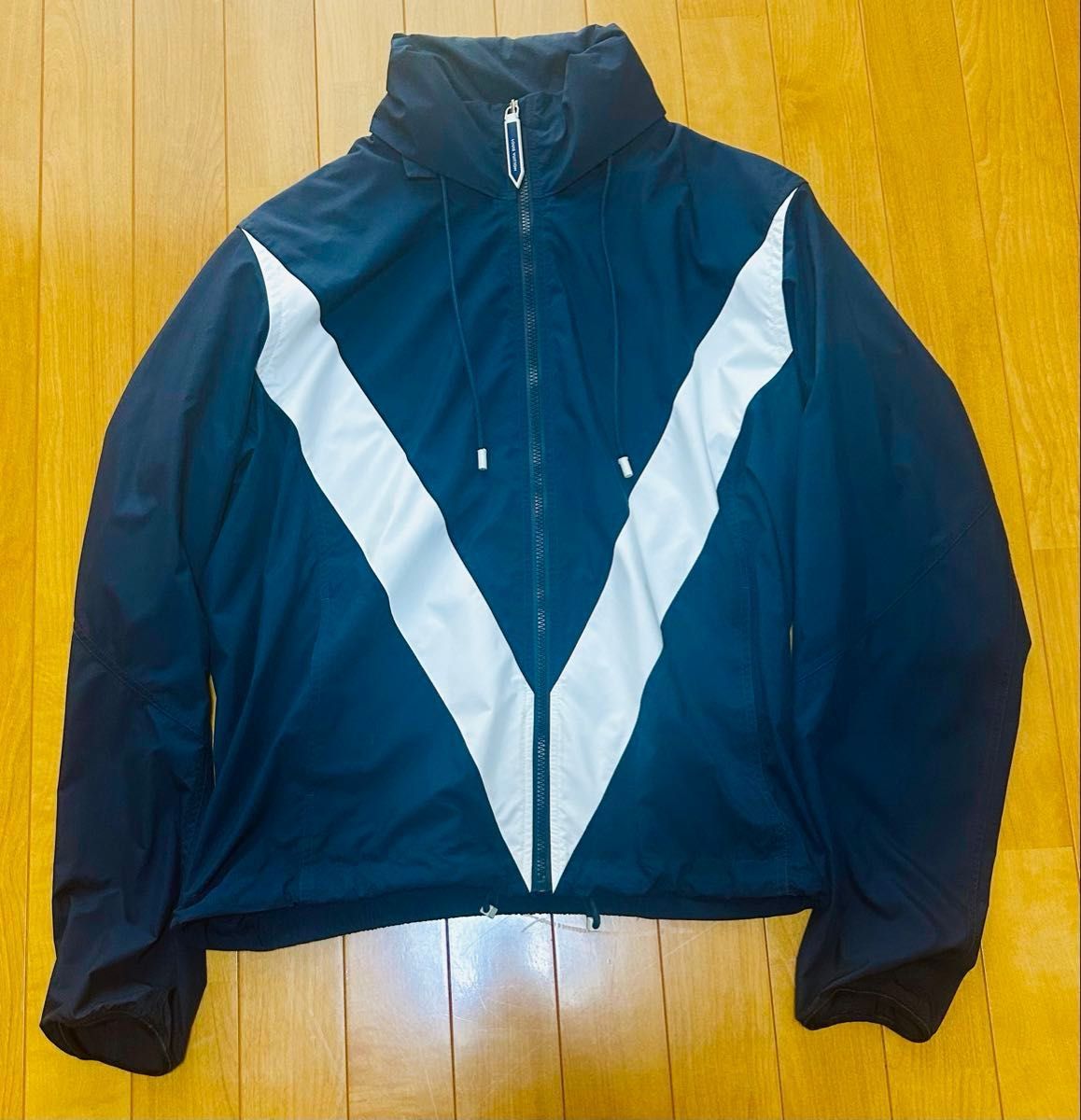希少・美品】Nissy着用 ルイヴィトン アメリカズカップ ウインド 希少・美品】Nissy着用 ルイヴィトン アメリカズカップ ウインド