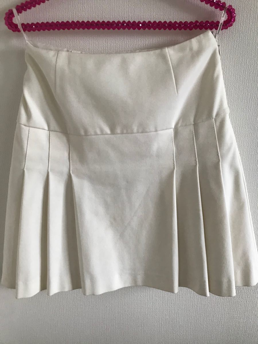 台形白スカート