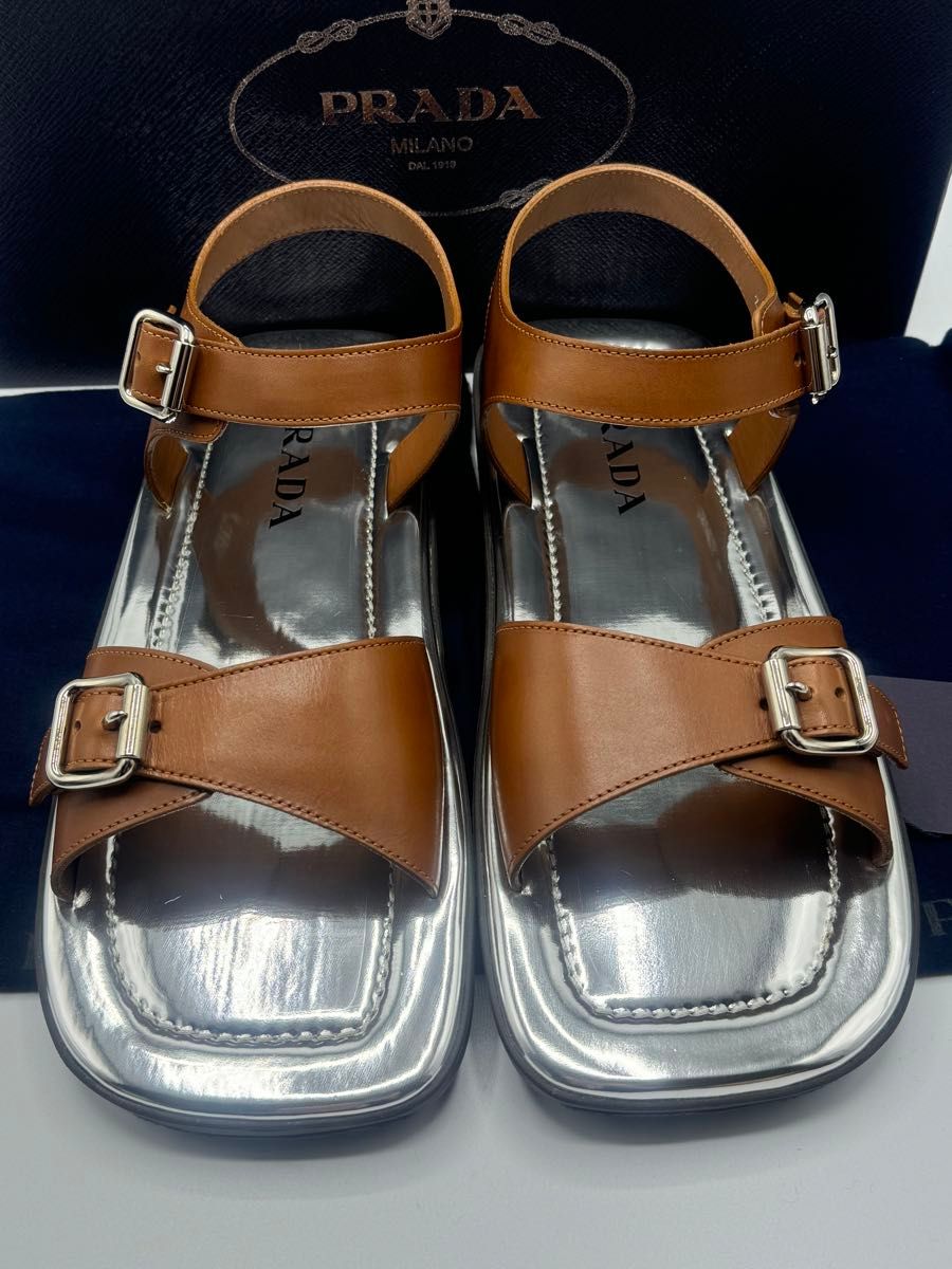 新品 PRADA プラダ サンダル レザー ストラップ ブラウン 新品 PRADA プラダ サンダル レザー ストラップ ブラウン