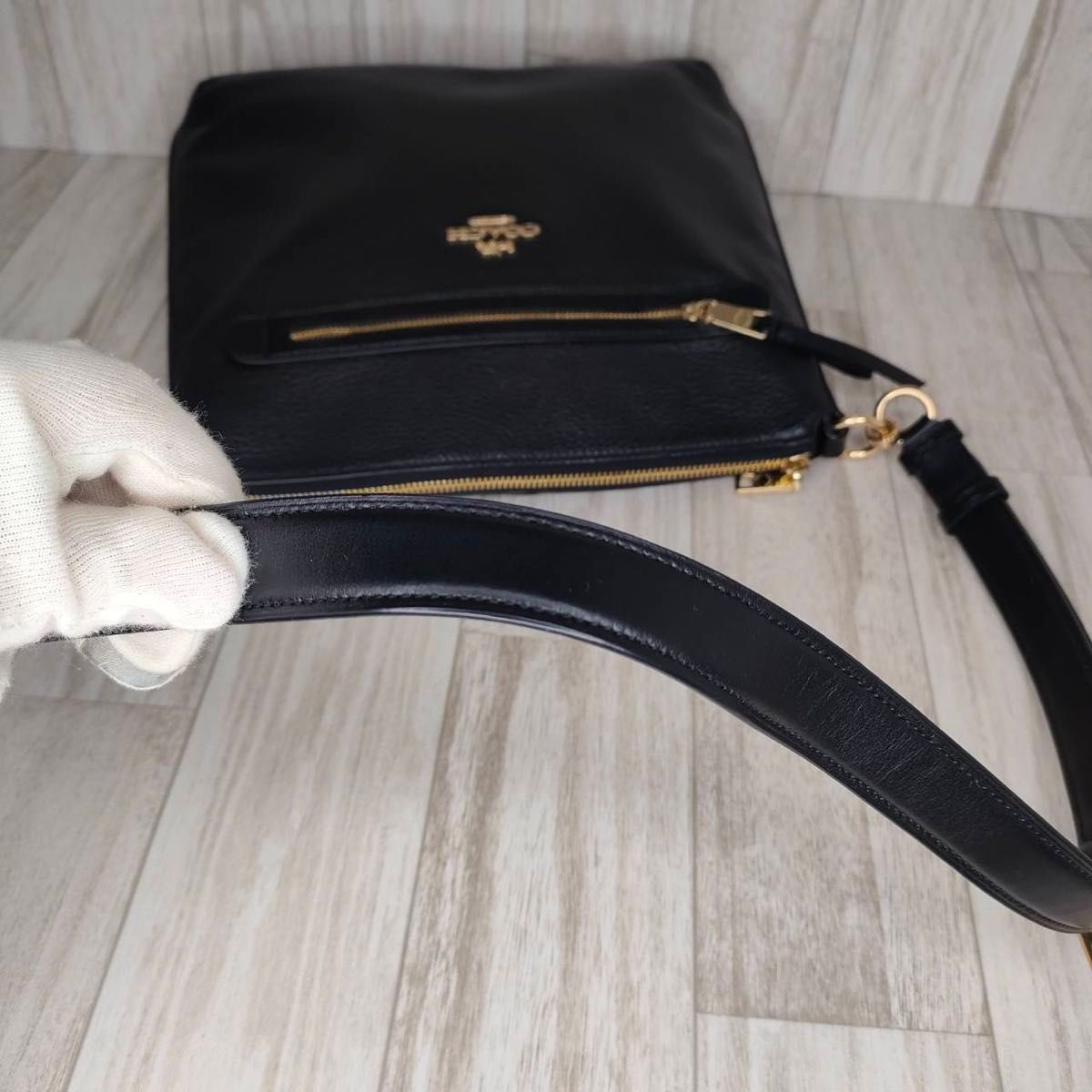 COACH コーチ レザー ショルダーバッグ 70|Yahoo!フリマ(旧 COACH コーチ レザー ショルダーバッグ 70|Yahoo!フリマ(旧
