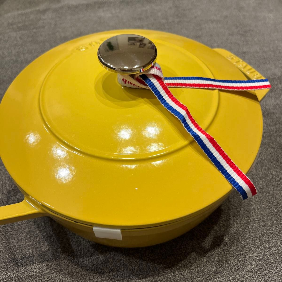 ストウブ staub 両手鍋 ワナベ 18センチ/シトロン|Yahoo!フリマ ストウブ staub 両手鍋 ワナベ 18センチ/シトロン|Yahoo!フリマ