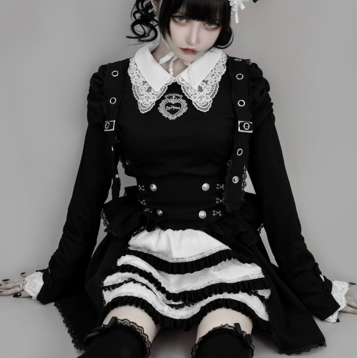正規品 Lサイズ 新品 おすましレース襟トップス 【Black&White 正規品 Lサイズ 新品 おすましレース襟トップス 【Black&White