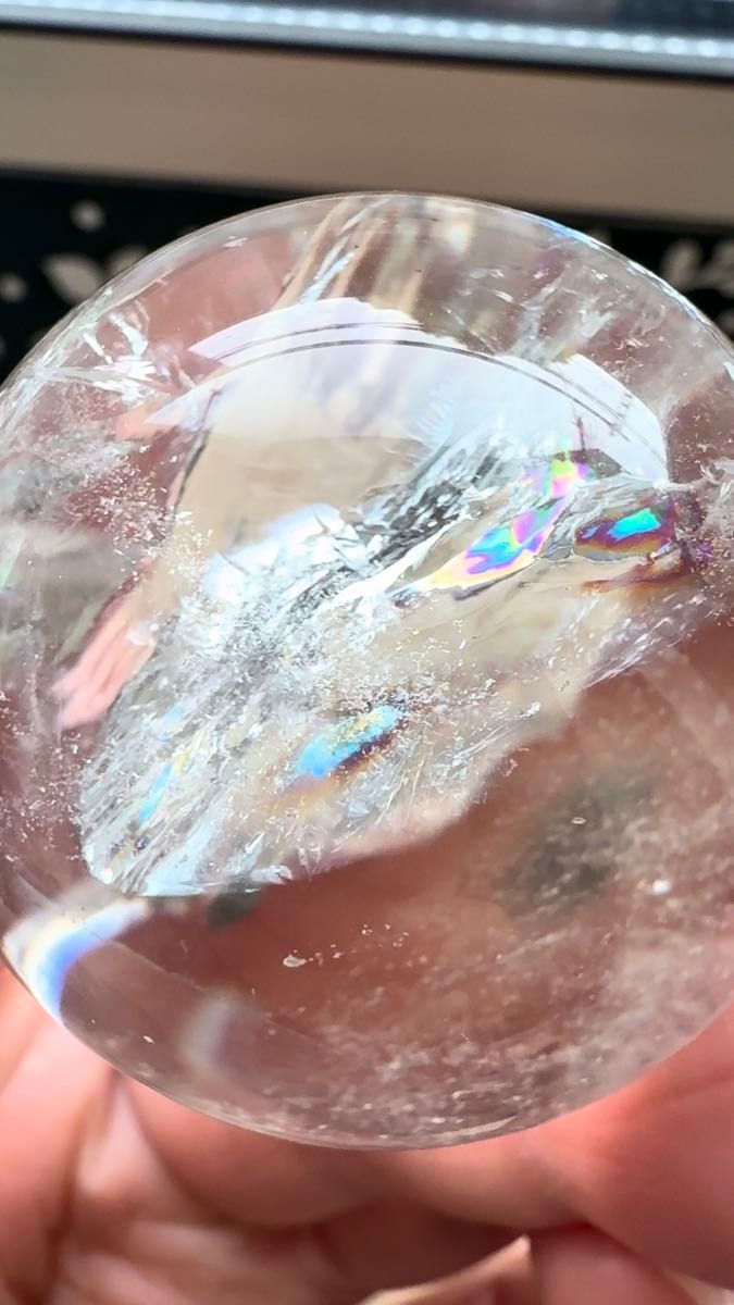 透明度良き 水晶スフィア 虹 天然石 置物