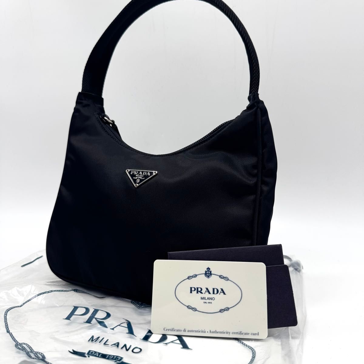 未使用保管・付属品完備】PRADA プラダ アクセサリーポーチ 未使用保管・付属品完備】PRADA プラダ アクセサリーポーチ