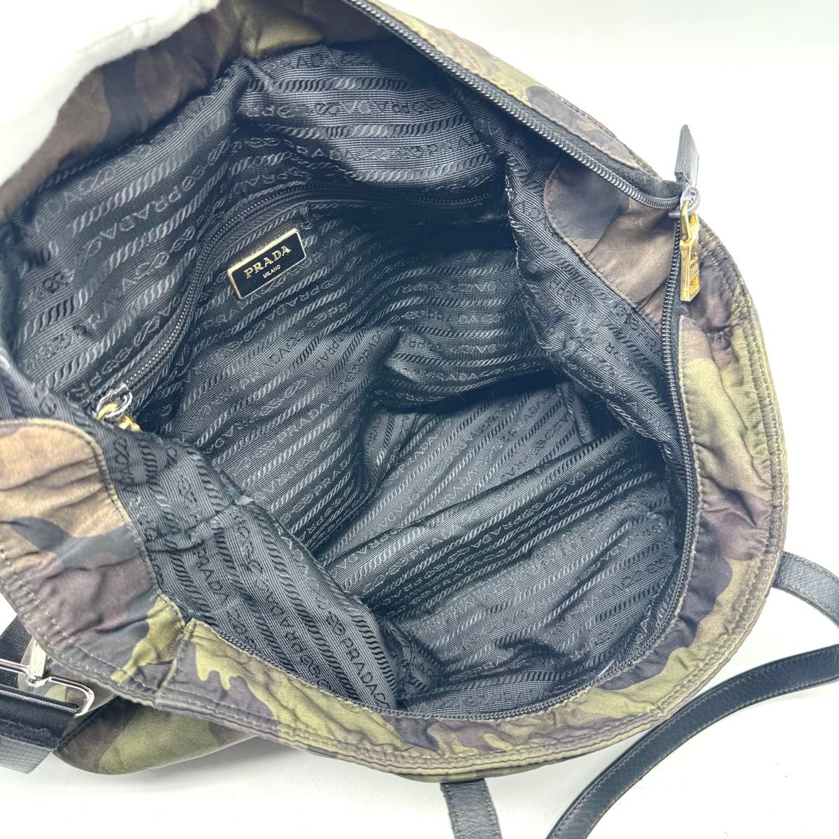 美品】PRADA プラダ 2way トートバッグ ショルダーバッグ 肩掛け 美品】PRADA プラダ 2way トートバッグ ショルダーバッグ 肩掛け