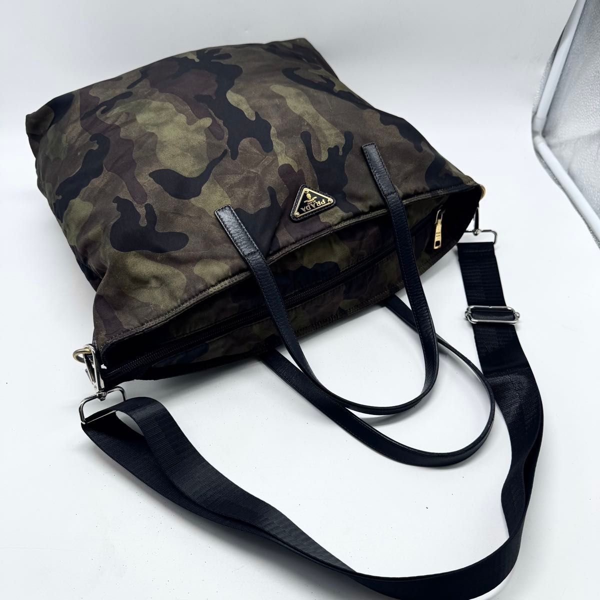 美品】PRADA プラダ 2way トートバッグ ショルダーバッグ 肩掛け 美品】PRADA プラダ 2way トートバッグ ショルダーバッグ 肩掛け
