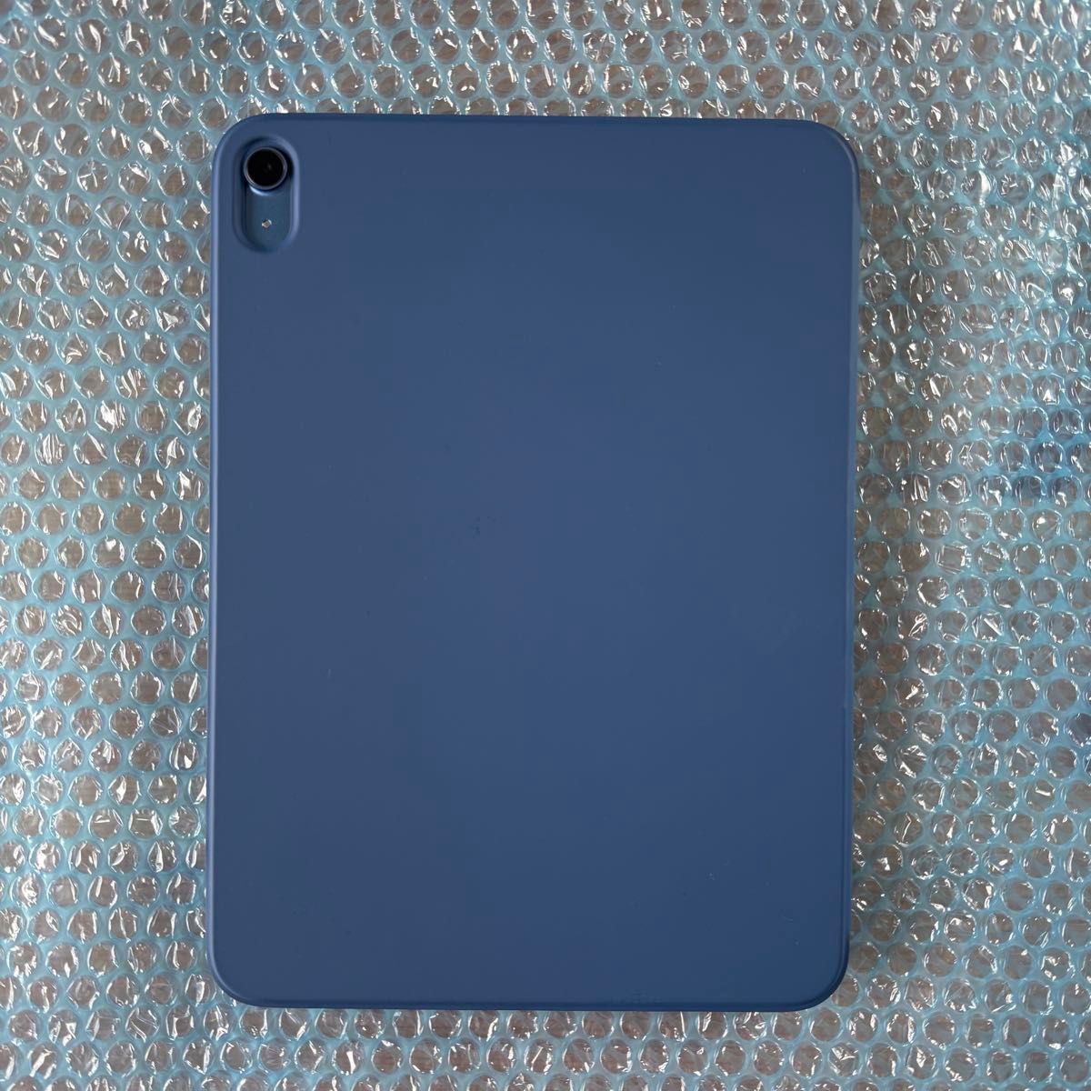 iPad (A16) 128GB Wi-Fiモデル ブルー 充放電回数4回 美品 iPad (A16) 128GB Wi-Fiモデル ブルー 充放電回数4回 美品