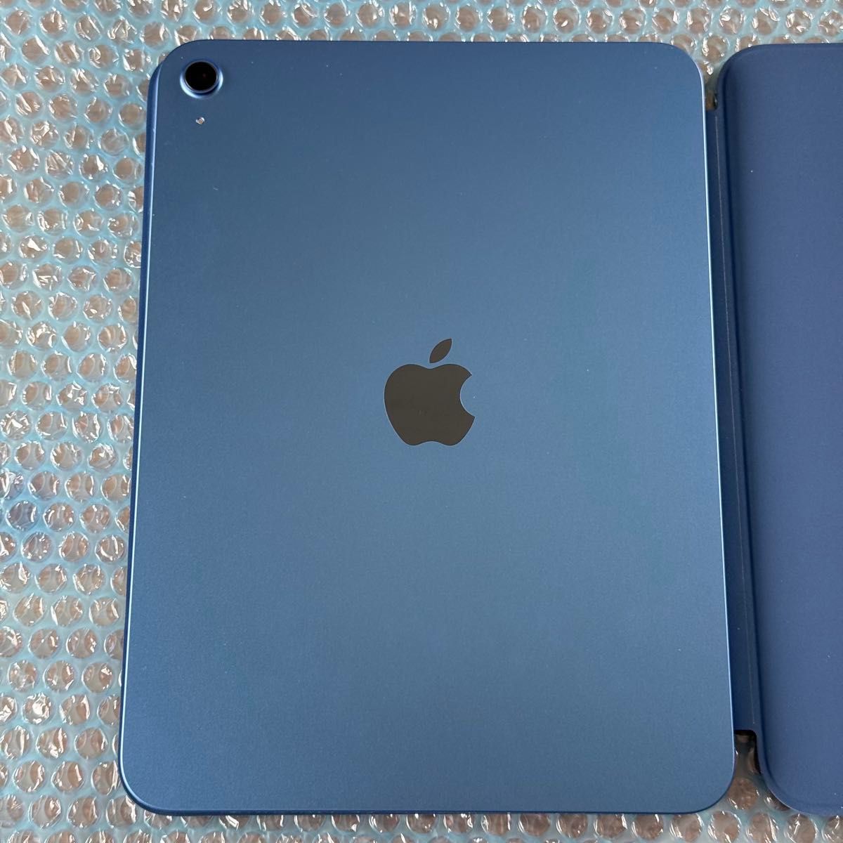iPad (A16) 128GB Wi-Fiモデル ブルー 充放電回数4回 美品 iPad (A16) 128GB Wi-Fiモデル ブルー 充放電回数4回 美品