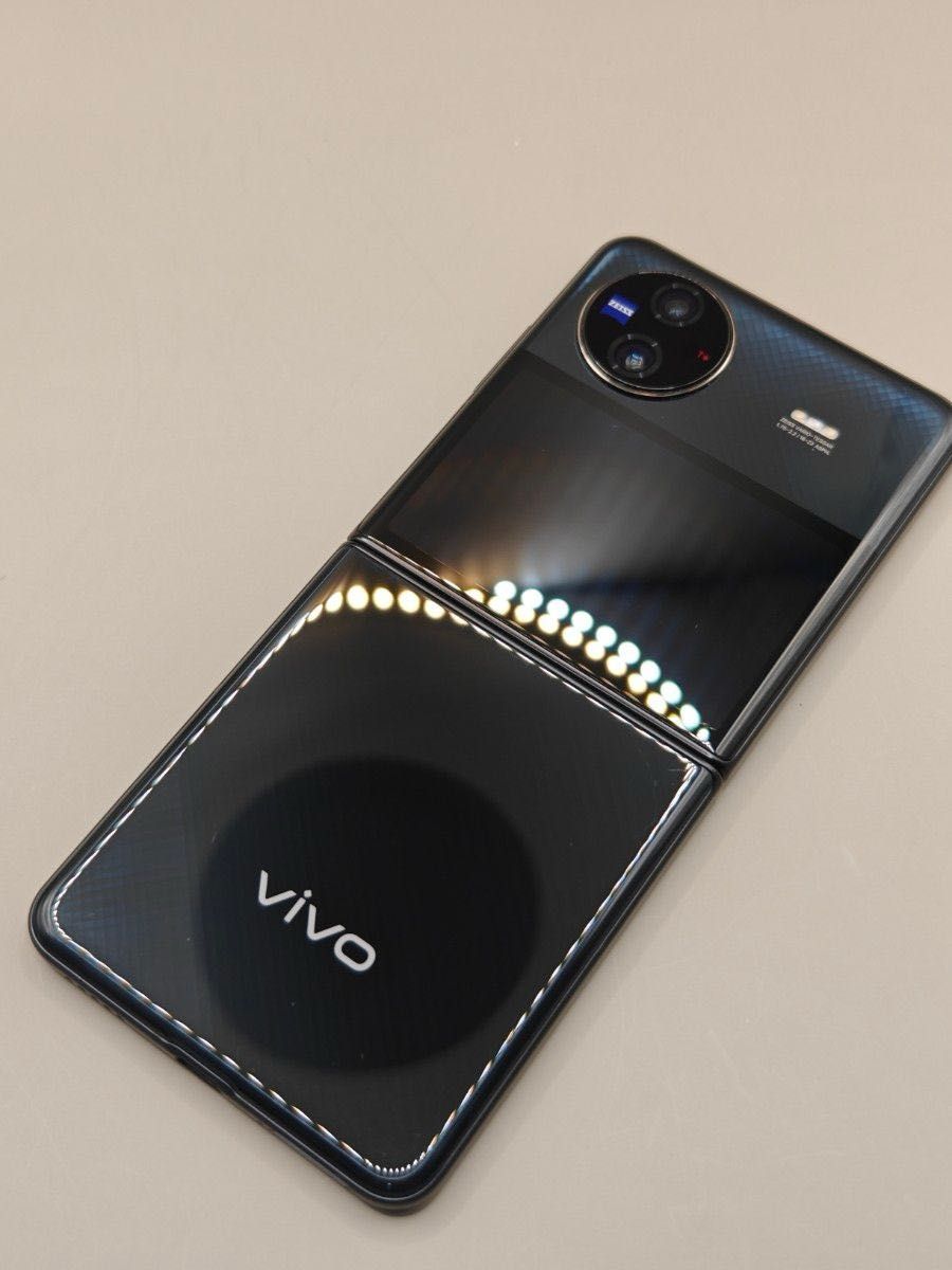 Vivo X Flip 12GB 256GB 中国版 V2556A|Yahoo!フリマ(旧PayPay Vivo X Flip 12GB 256GB 中国版 V2556A|Yahoo!フリマ(旧PayPay
