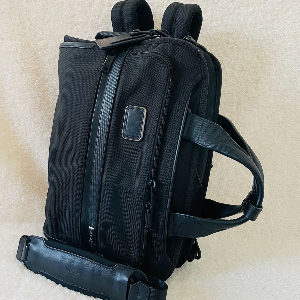 TUMI 3way リュック ビジネスバッグ 黒 トゥミ 書類鞄 ビジネス TUMI 3way リュック ビジネスバッグ 黒 トゥミ 書類鞄 ビジネス