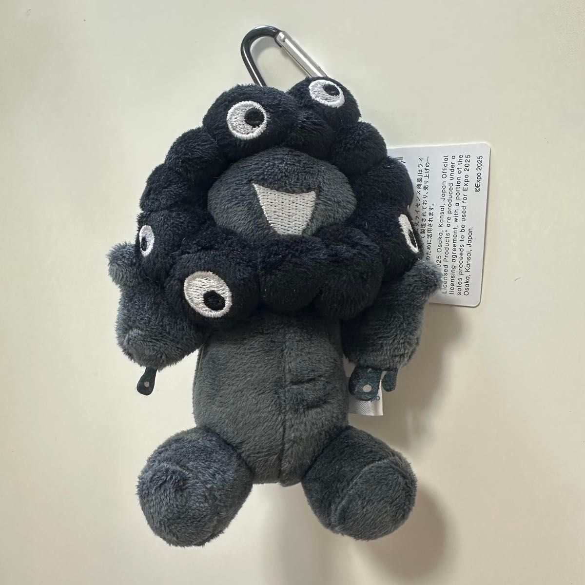 大阪万博 黒ミャクミャクカラビナ付きマスコット ブラックお座り&立ち2個セット 大阪関西万博 ミャクミャク ブラック カラビナ付きマスコット