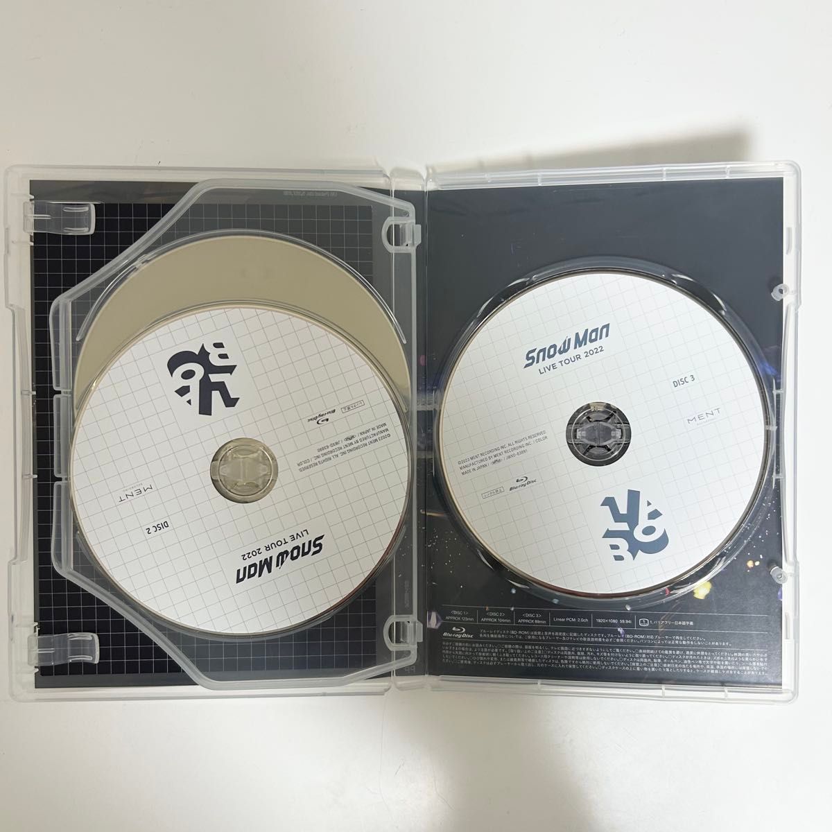 SnowMan LIVE TOUR 2022 Labo 通常盤 Blu-ray 3枚組 Snow Man SnowMan LIVE TOUR 2022 Labo 通常盤 Blu-ray 3枚組 Snow Man