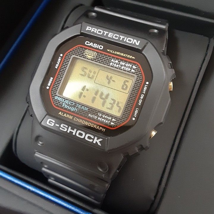 CASIO G-SHOCK ジーショック 40周年記念限定モデル DW-5040PG CASIO G-SHOCK ジーショック 40周年記念限定モデル DW-5040PG