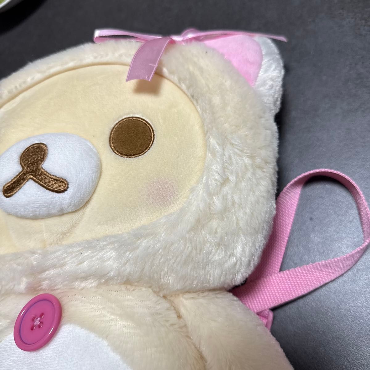 鏡の中のコリラックマ 足裏肉球がかわいいぬいぐるみリュック 鏡の中のコリラックマ 足裏肉球がかわいいぬいぐるみリュック