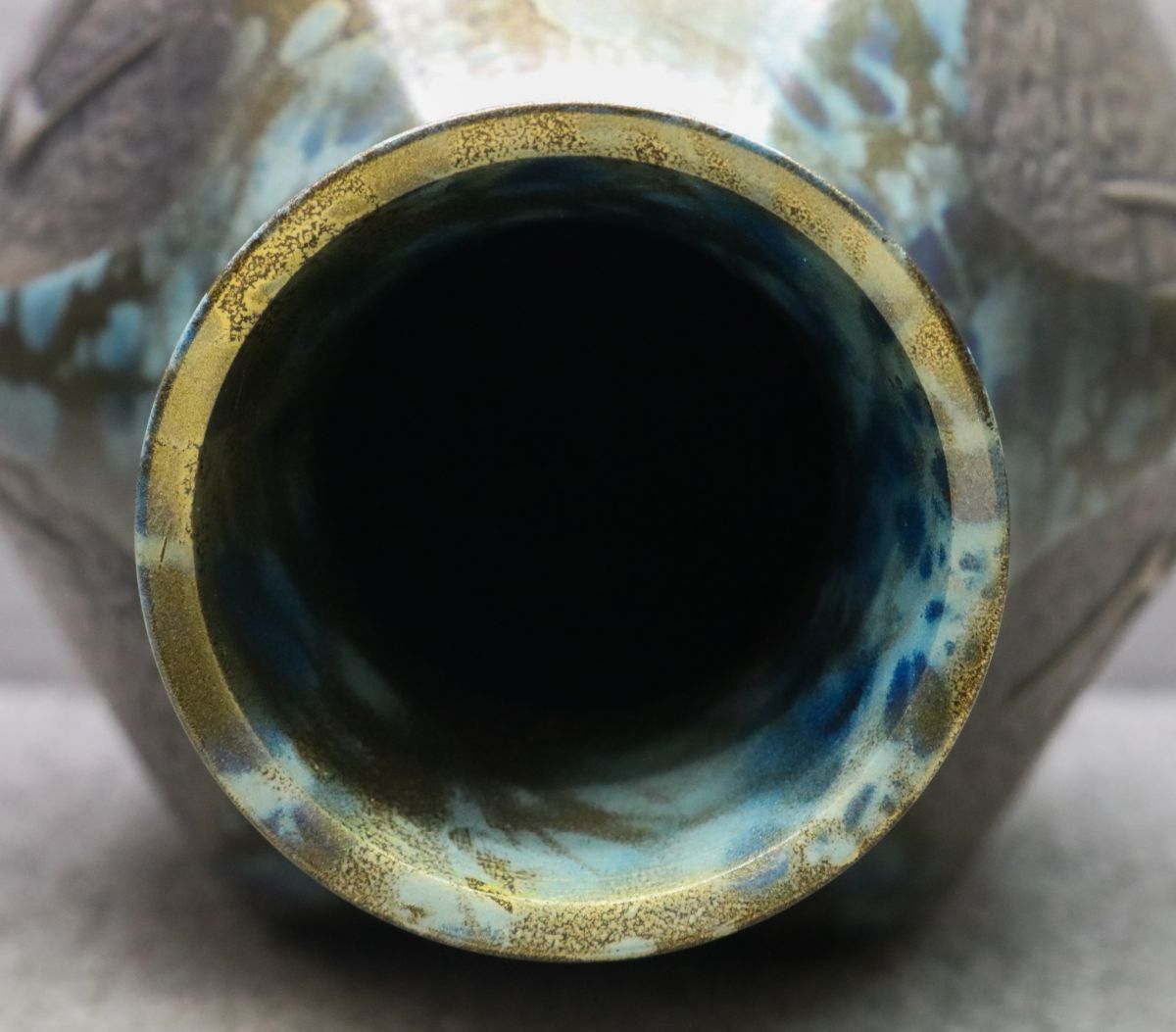 勝峰 作 高岡銅器 銅製花瓶 六角ダルマ鶴地紋 花入れ 花器(花器 勝峰 作 高岡銅器 銅製花瓶 六角ダルマ鶴地紋 花入れ 花器(花器