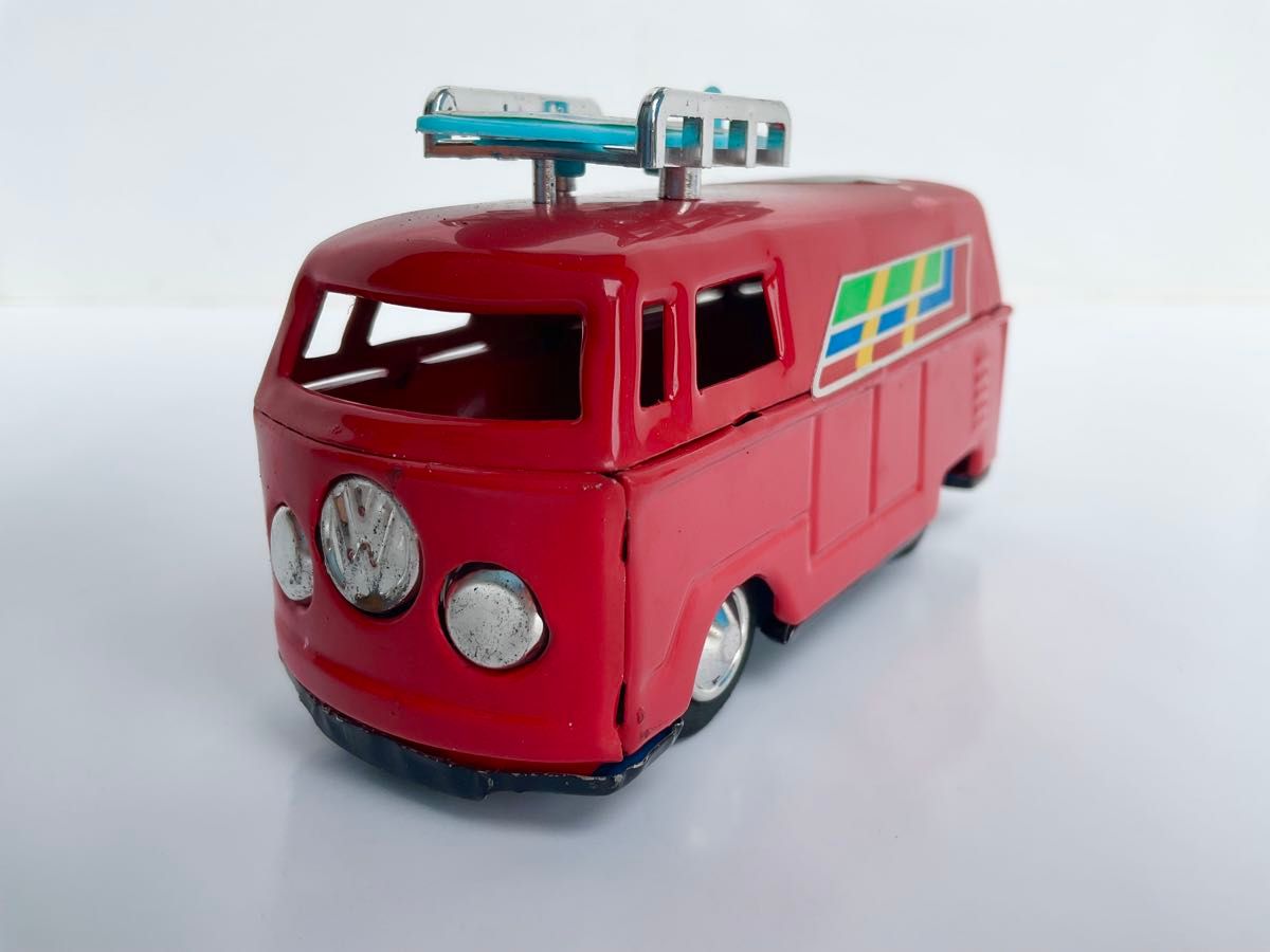 フォルクスワーゲン ブリキバス ( VW・赤&黒 ) 2台 set|Yahoo フォルクスワーゲン ブリキバス ( VW・赤&黒 ) 2台 set|Yahoo