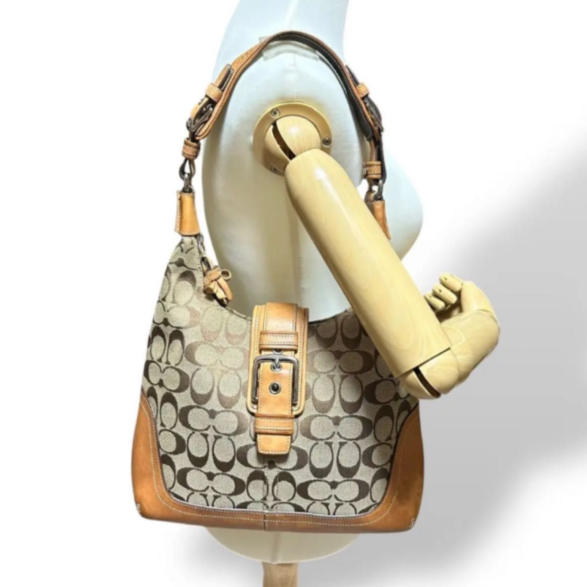 良品 1597 COACH コーチ Soho ソーホー ワンショルダーバッグ 良品 1597 COACH コーチ Soho ソーホー ワンショルダーバッグ