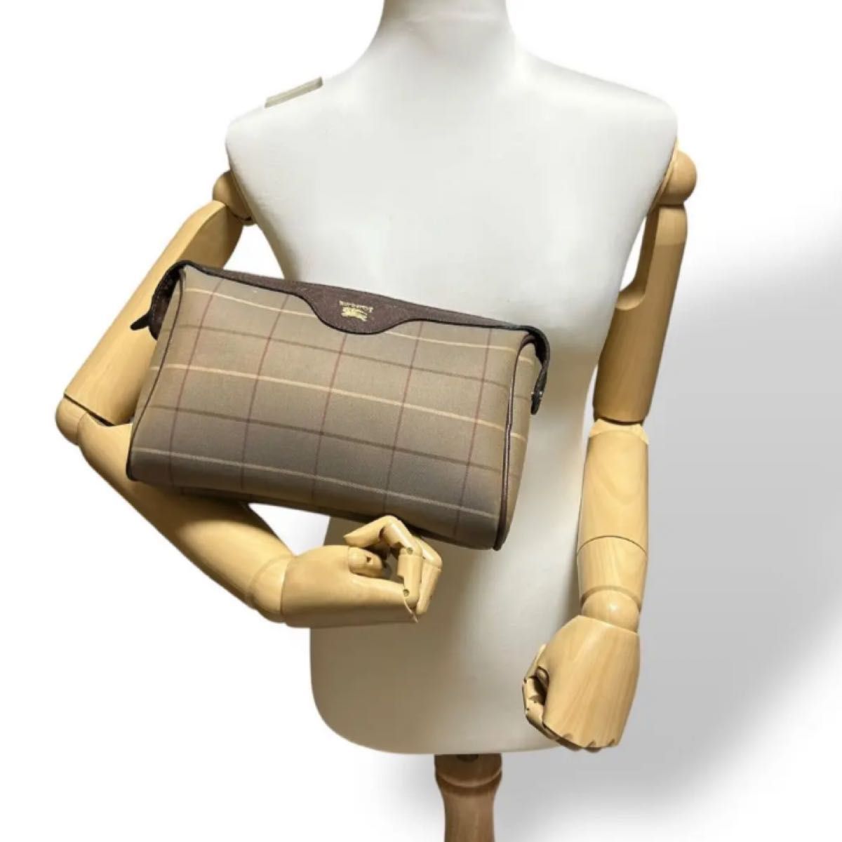 良品 1610 Burberry バーバリー クラッチバッグ セカンドバッグ 良品 1610 Burberry バーバリー クラッチバッグ セカンドバッグ