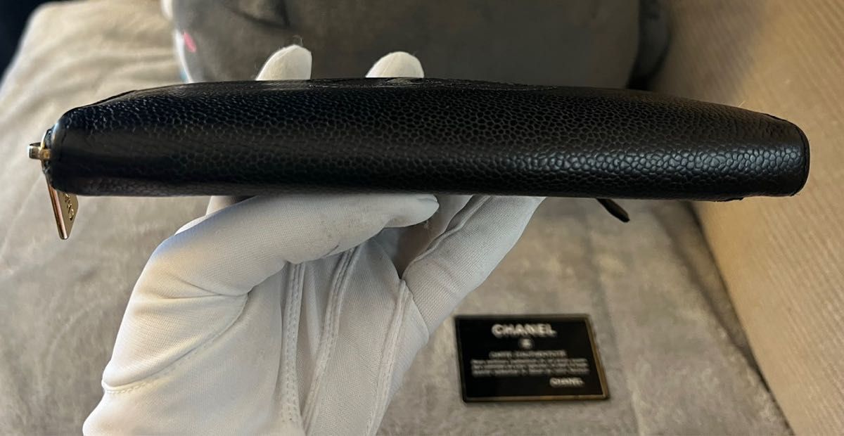 正規品 CHANEL ラウンドファスナー 長財布 キャビアスキン 黒 正規品 CHANEL ラウンドファスナー 長財布 キャビアスキン 黒