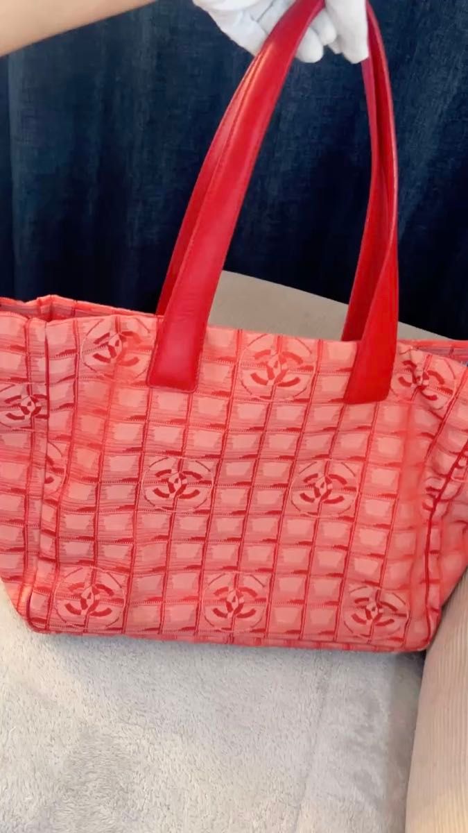 正規品 シャネル ニュートラベルライン トートバッグ 赤 肩掛け