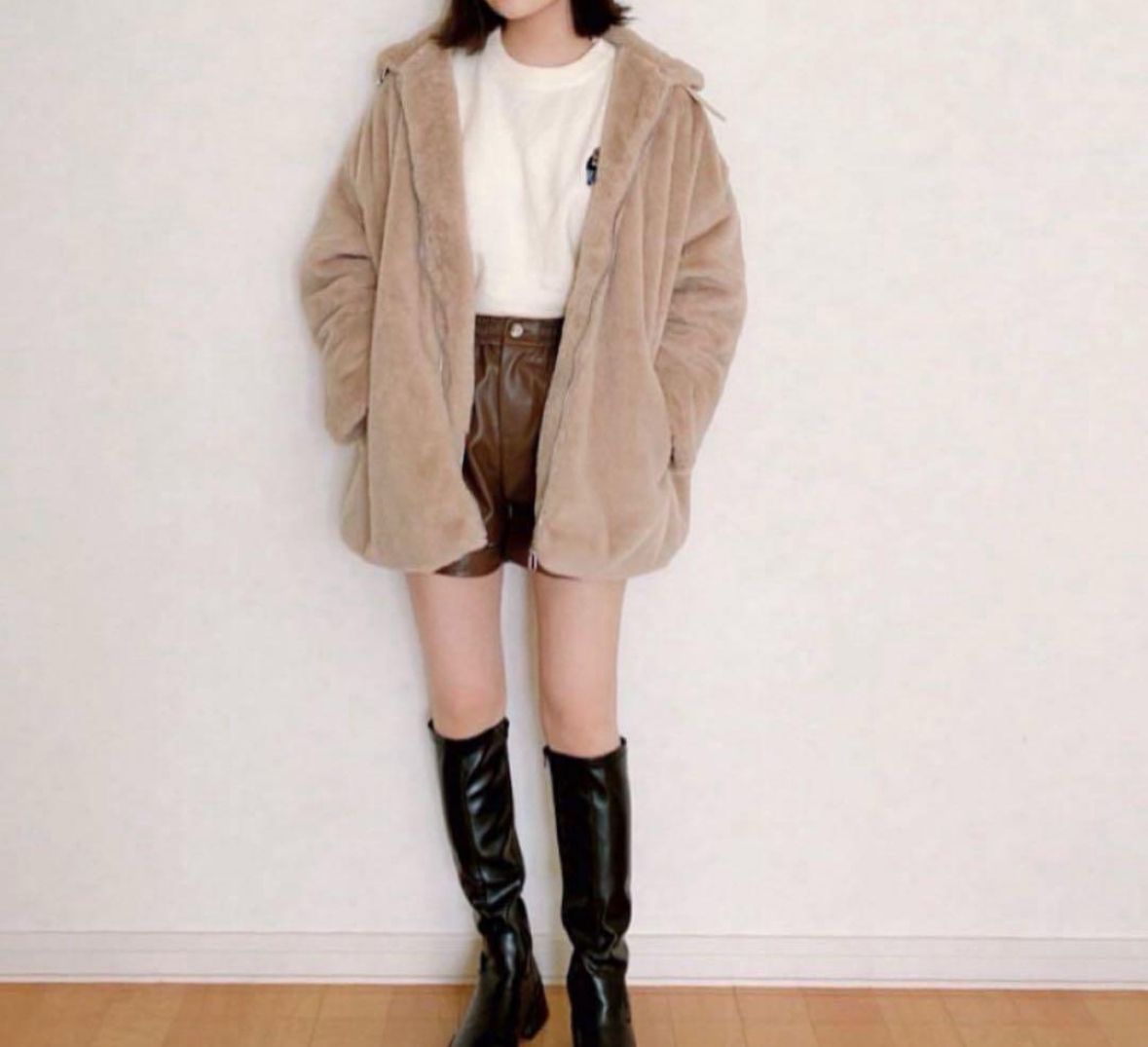 Chico(チコ)の「【2サイズ展開】ファーショートジャケット Chico(チコ)の「【2サイズ展開】ファーショートジャケット
